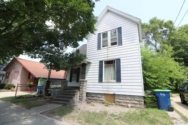 1002 N Henry, Bay City, MI 48706 - #1