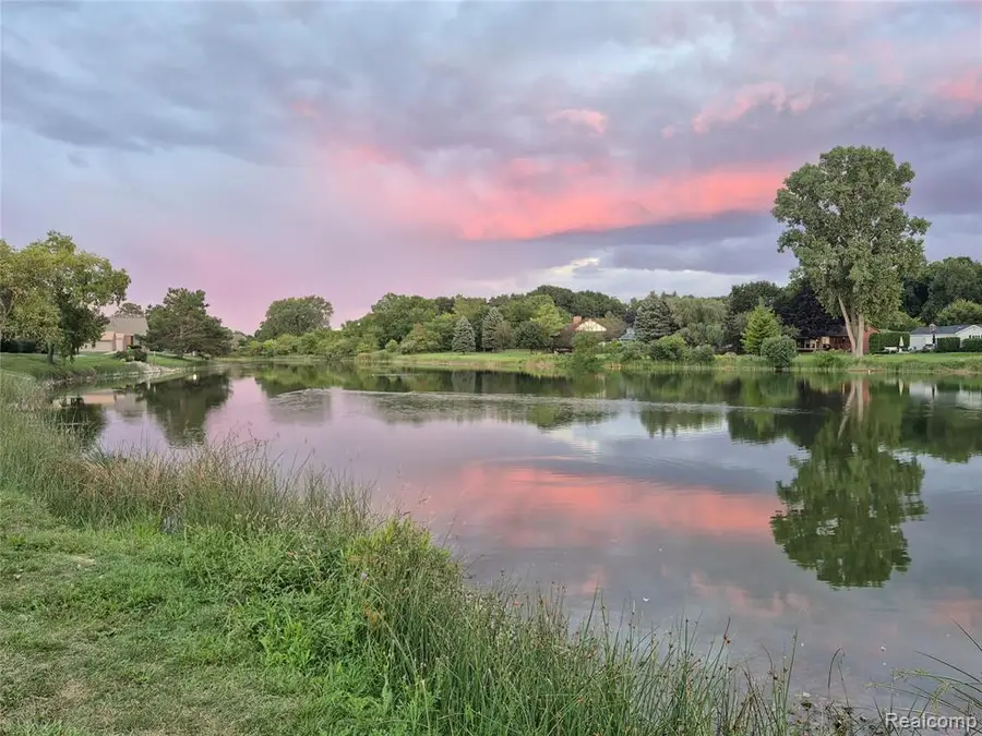 22076 Edgewater, Novi, MI 48375 - #2