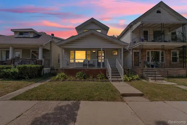 7631 Maple, Dearborn, MI 48126