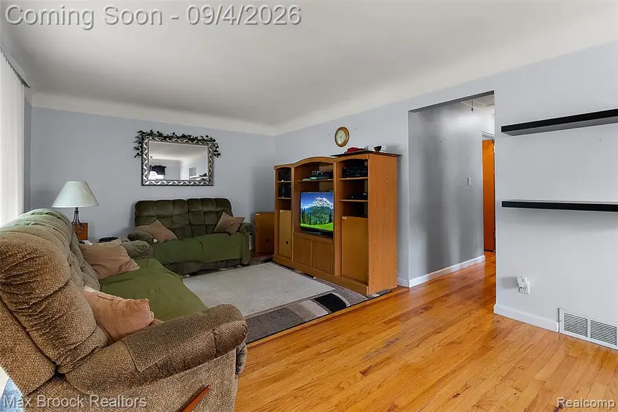 15812 Hanover, Allen Park, MI 48101 - #2
