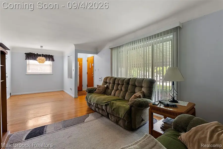 15812 Hanover, Allen Park, MI 48101 - #3