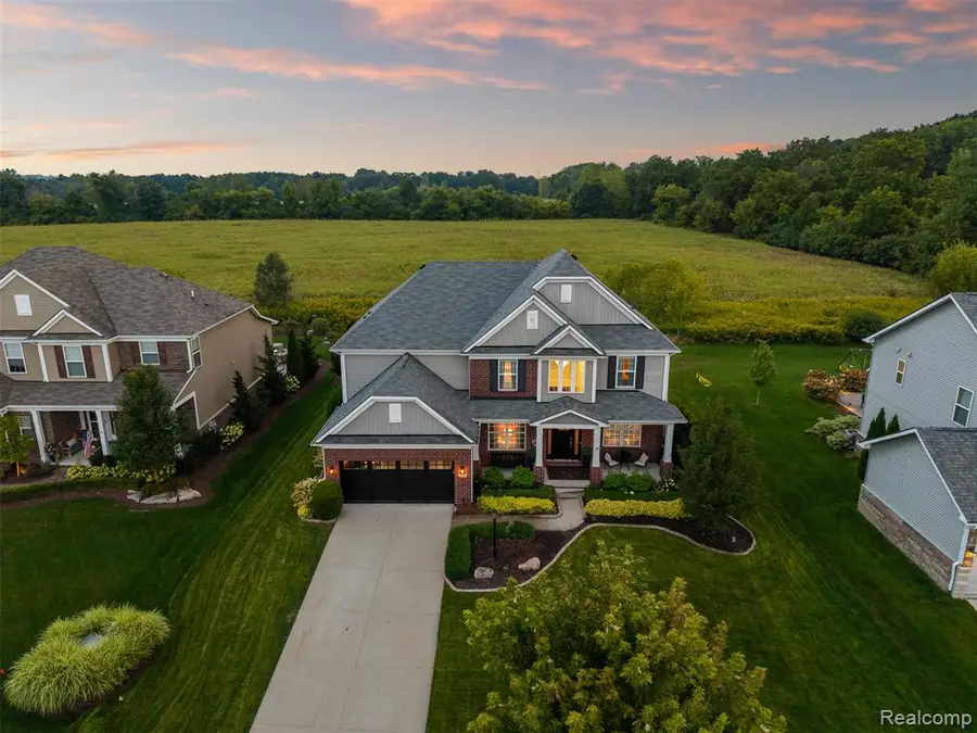 2210 Findley, Lake Orion, MI 48360 - #3