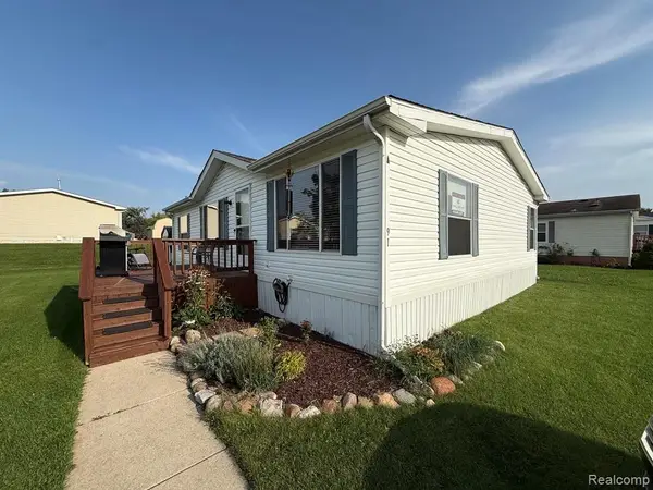 91 Hamilton, Swartz Creek, MI 48473