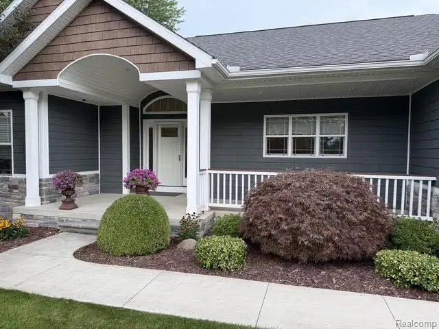 1112 Don Wayne, Lapeer, MI 48446 - #3