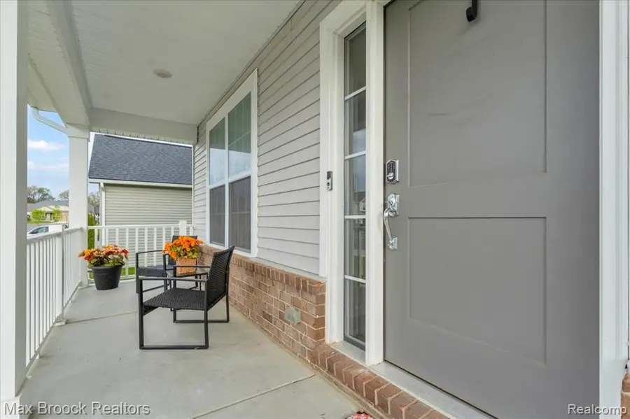 8401 Sharon, White Lake, MI 48386 - #3
