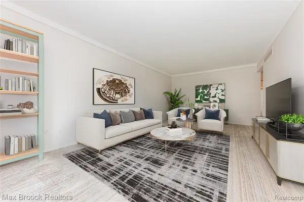 731 E Fox Hills #183, Bloomfield Hills, MI 48304