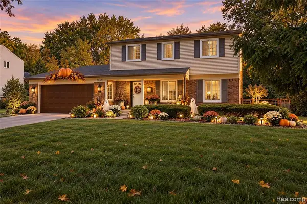 2032 Kristin, Troy, MI 48084