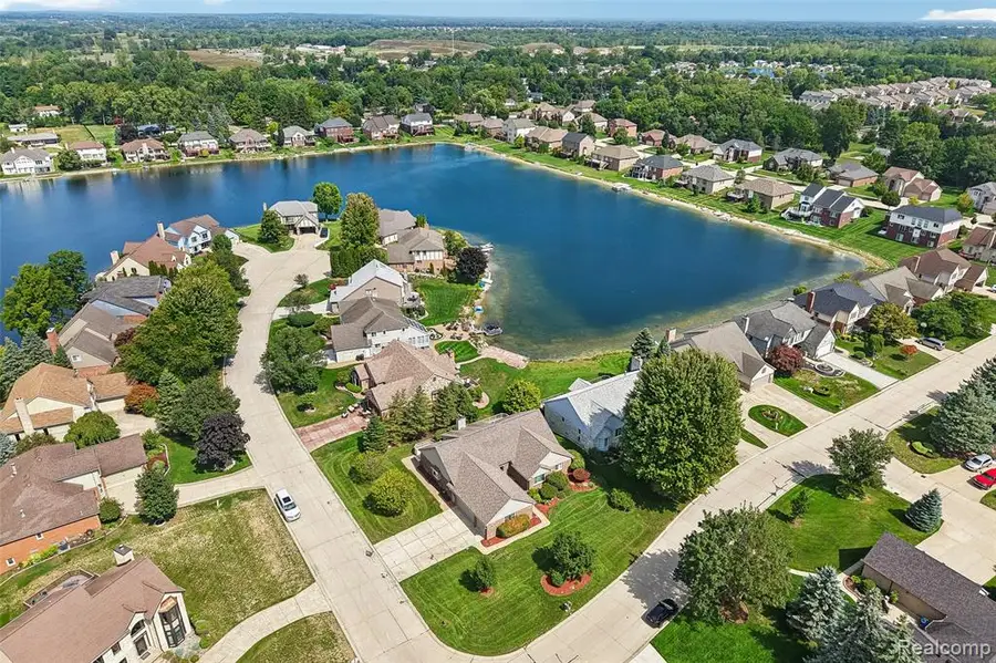 1781 S Shore, Rochester Hills, MI 48307 - #3