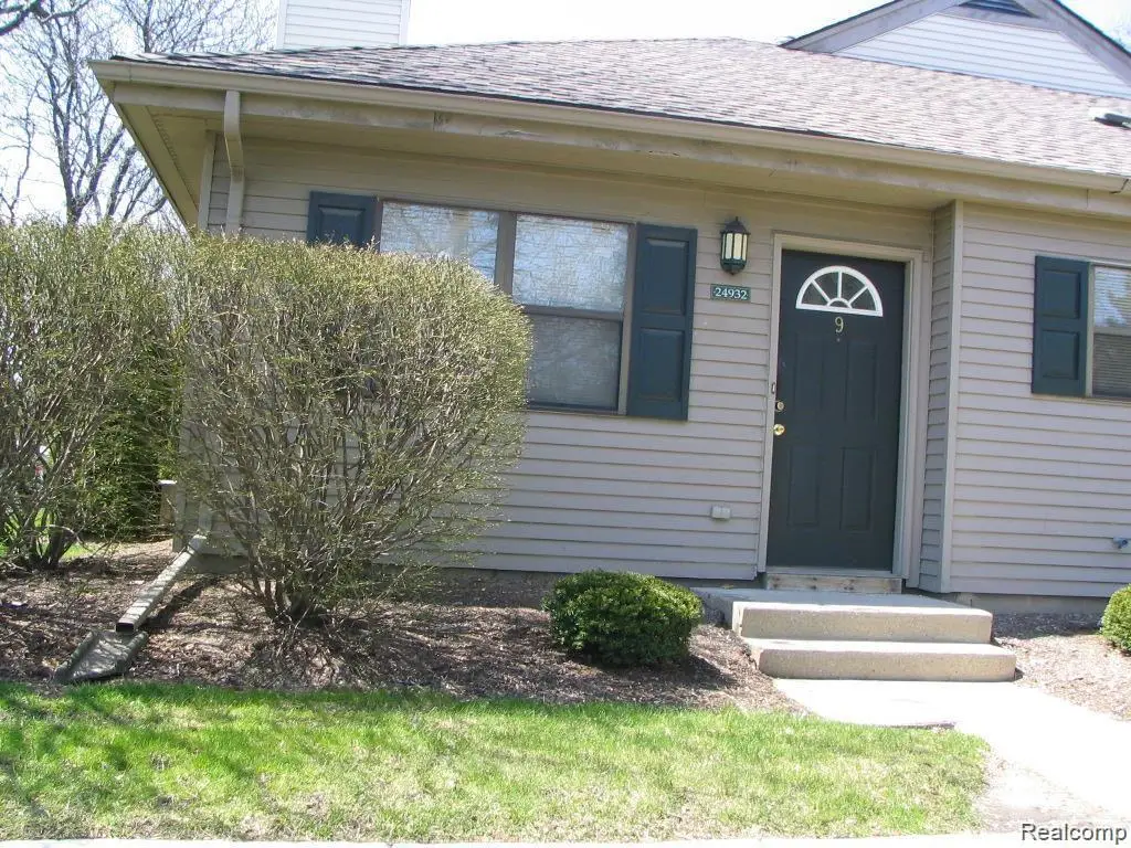 24932 NE Auburn #9, Southfield, MI 48033 - #1