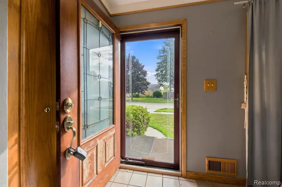 23859 Filmore, Taylor, MI 48180 - #2