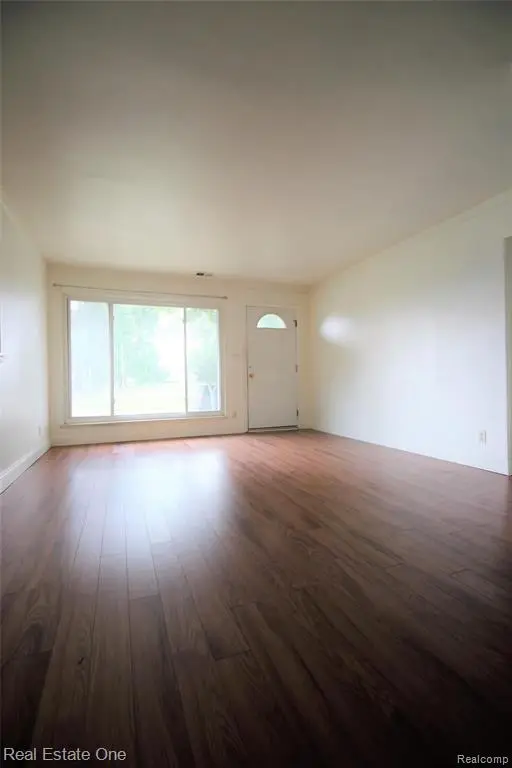 12750 Albany, Oak Park, MI 48237 - #3