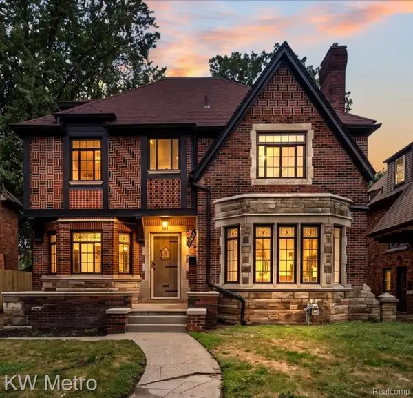 19022 Wildemere, Detroit, MI 48221