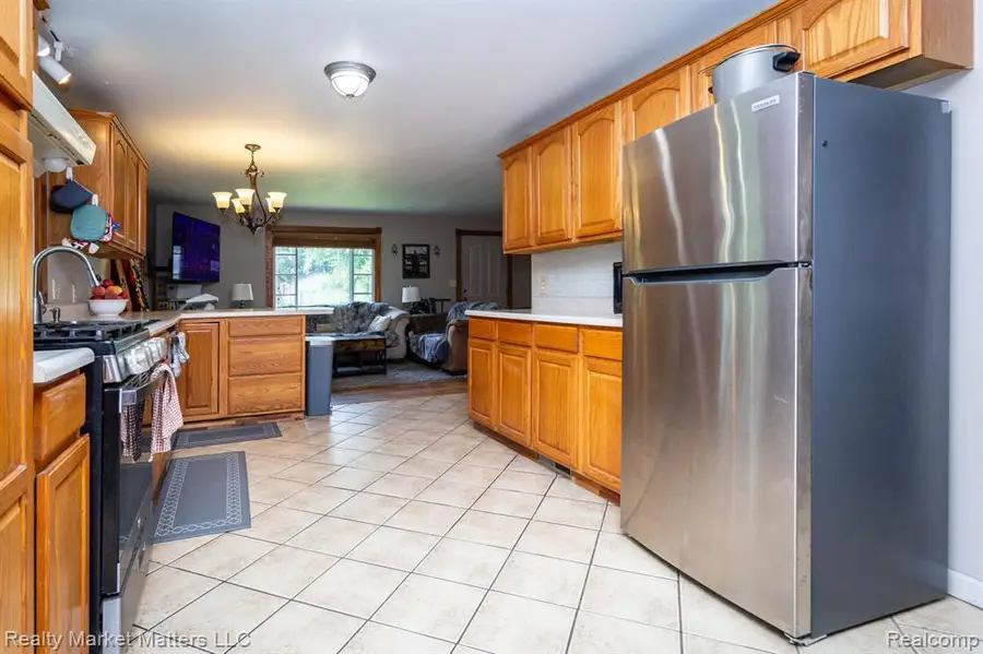 6881 James, Brown City, MI 48416 - #3