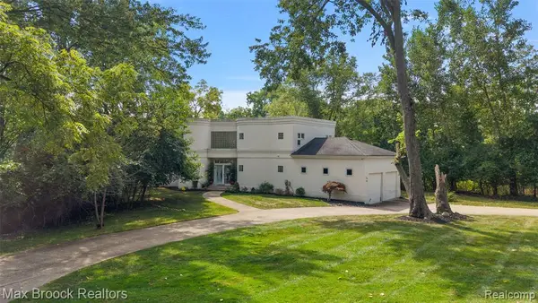 4845 Bryn Mawr, Bloomfield Hills, MI 48301