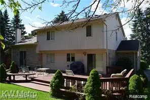 37270 Chesapeake, Farmington Hills, MI 48335 - #2