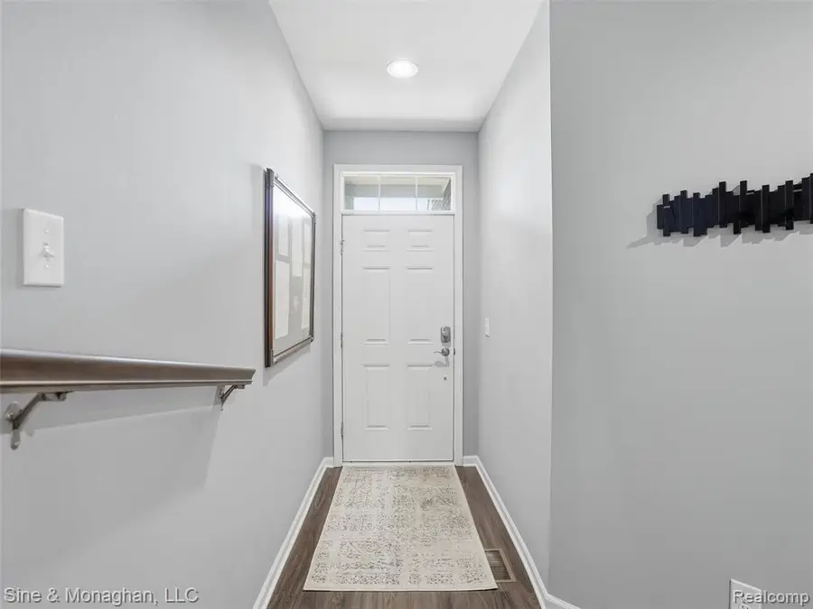 24827 Ivy, Novi, MI 48375 - #2
