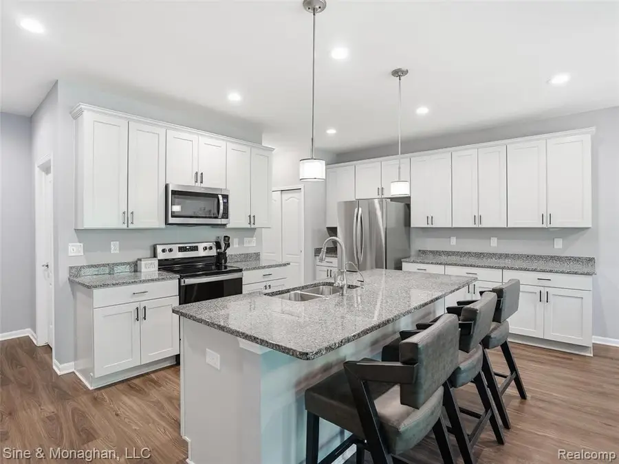 24827 Ivy, Novi, MI 48375 - #3