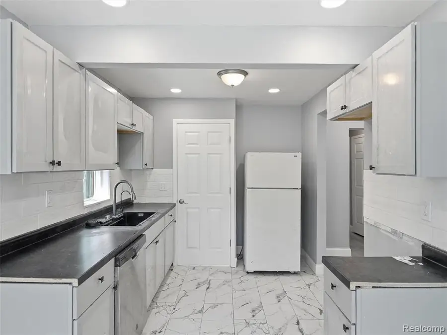 12141 Wayburn, Detroit, MI 48224 - #3