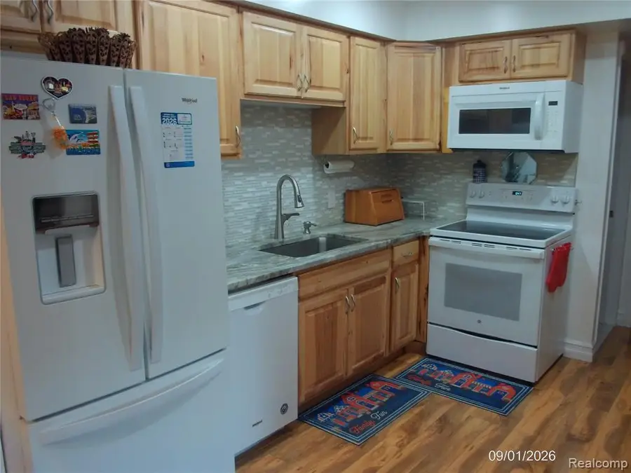 8272 Karam #4, Warren, MI 48093 - #3
