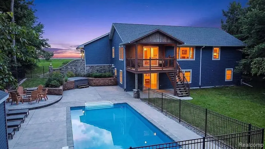 1555 Thompson, Bad Axe, MI 48413 - #2