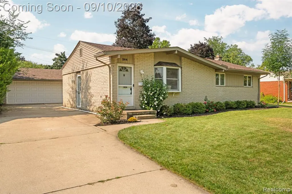 264 Nichols, Saline, MI 48176 - #1
