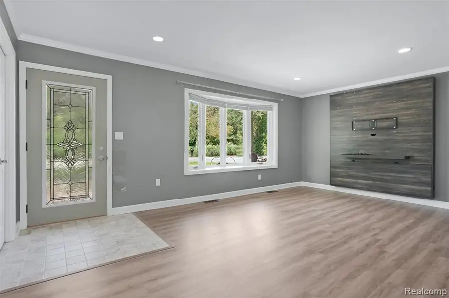 6970 Biscayne, White Lake, MI 48383 - #2