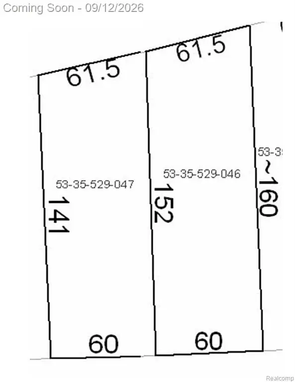 813 W Shiawassee, Fenton, MI 48430