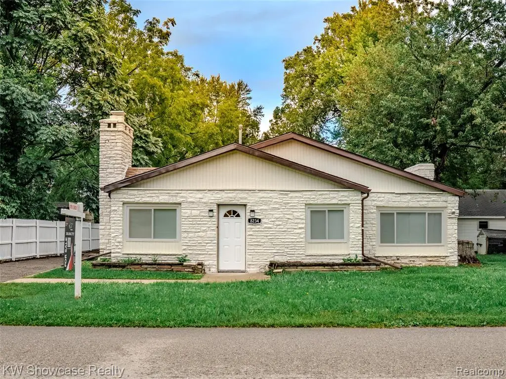 8234 Arlis, Commerce Township, MI 48382 - #1
