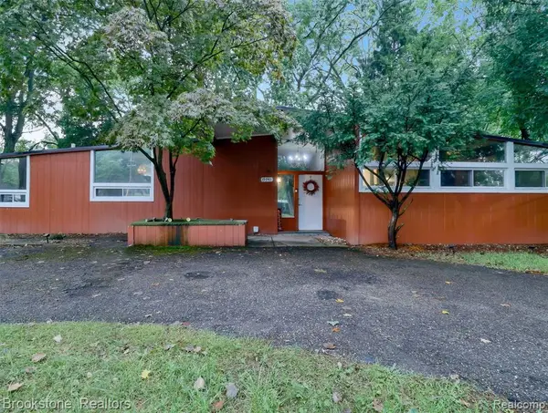 19741 Mahon, Southfield, MI 48075