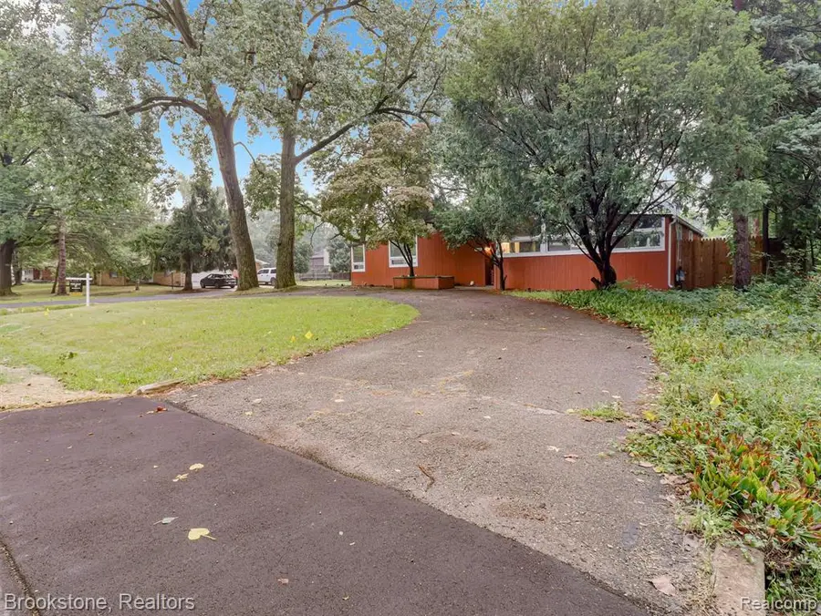 19741 Mahon, Southfield, MI 48075 - #3