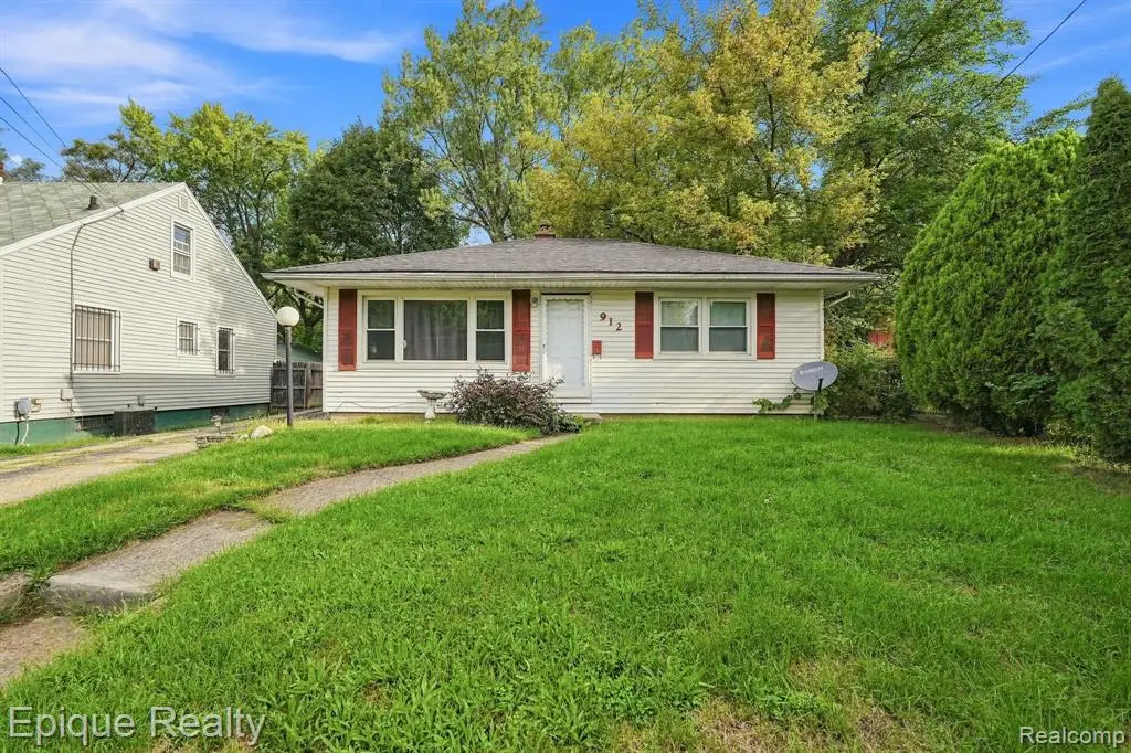 912 W Genesee, Flint, MI 48504 - #1