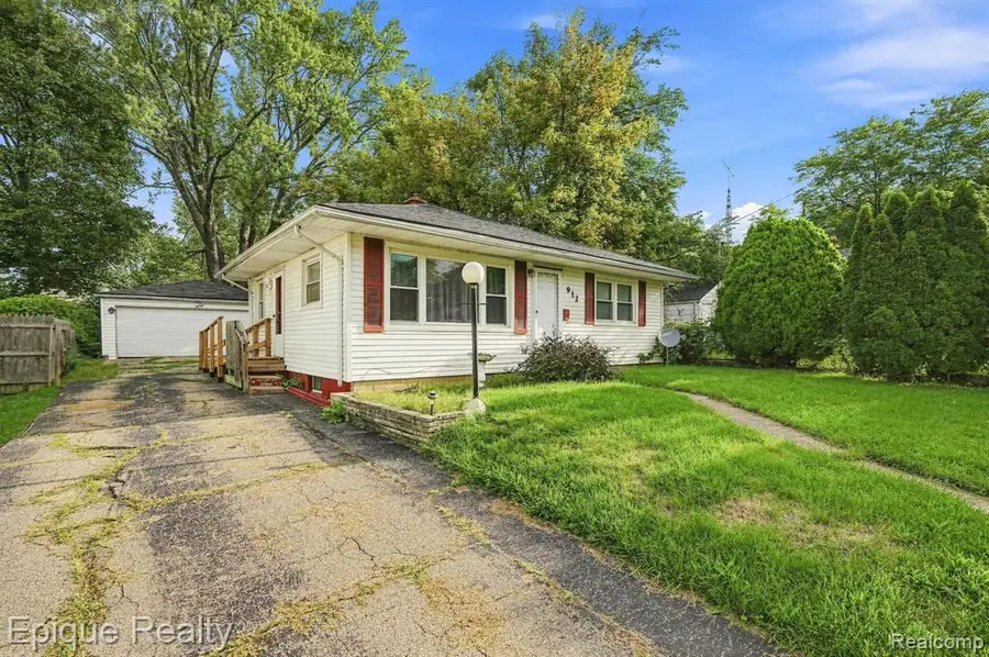 912 W Genesee, Flint, MI 48504 - #2