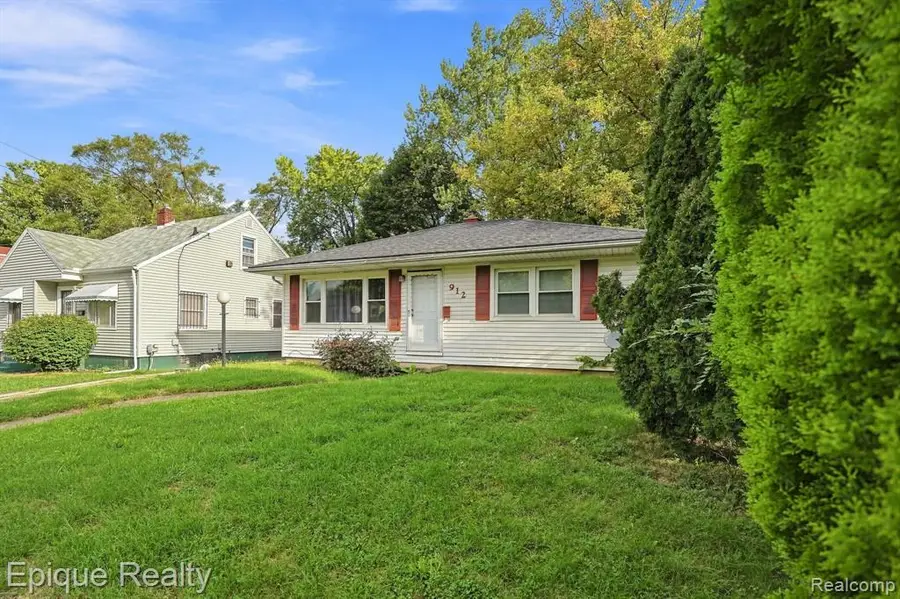 912 W Genesee, Flint, MI 48504 - #3