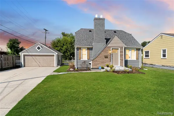 23027 Stewart, Warren, MI 48089