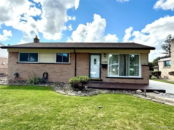 11796 Stamford, Warren, MI 48089