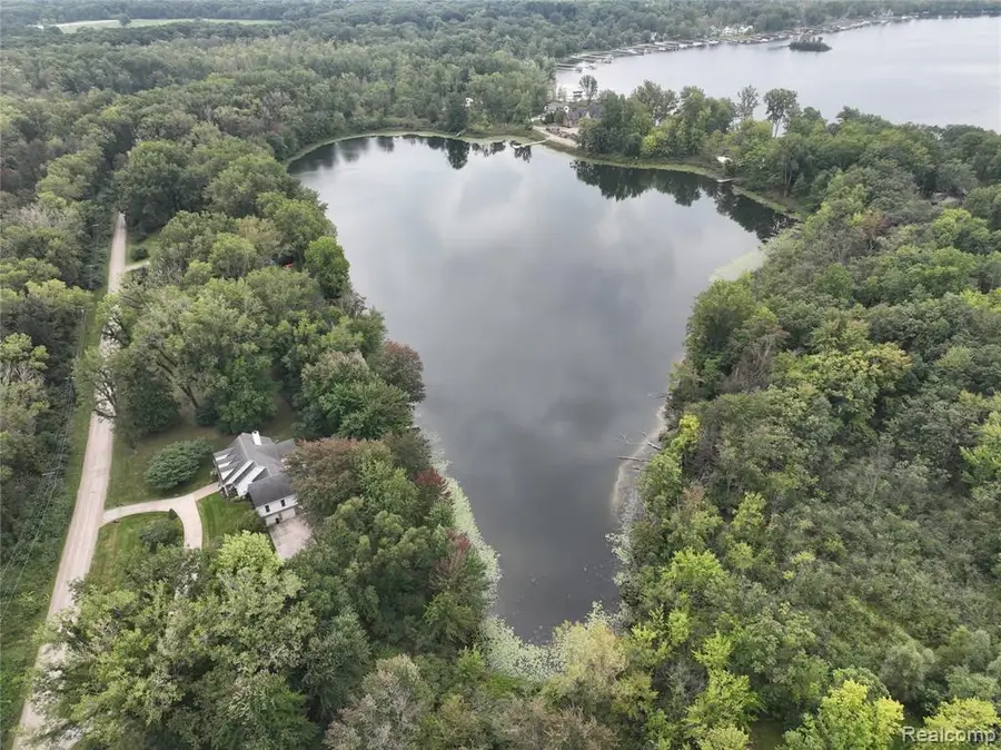 000 Edgelake, Hamburg, MI 48139 - #3