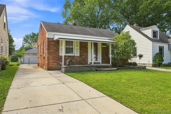24911 Cooke, Dearborn, MI 48124