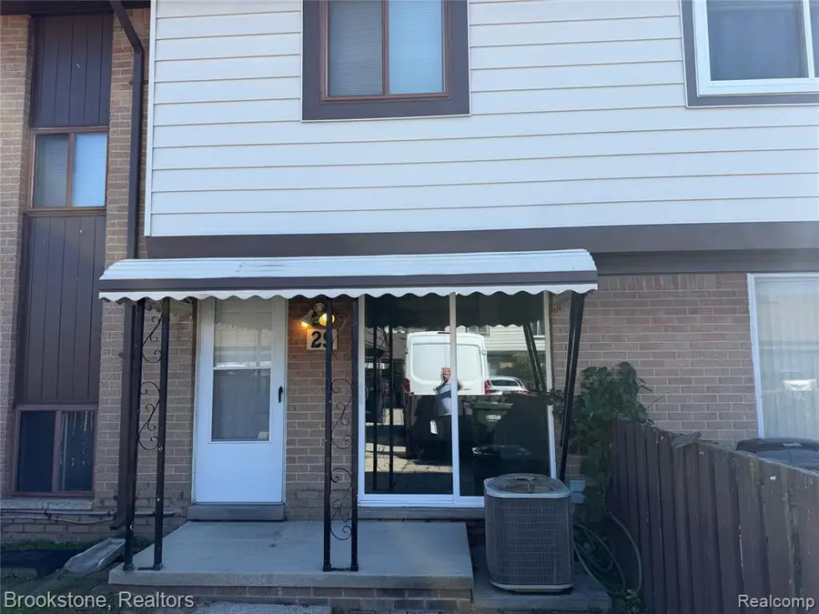 8401 18 Mile #29, Sterling Heights, MI 48313 - #3