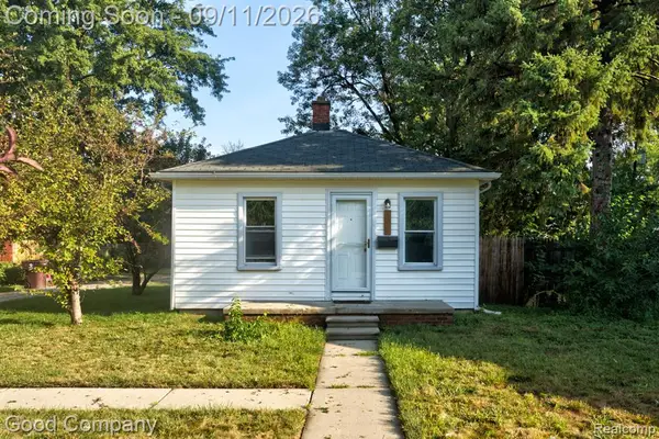 7239 Stephens, Center Line, MI 48015