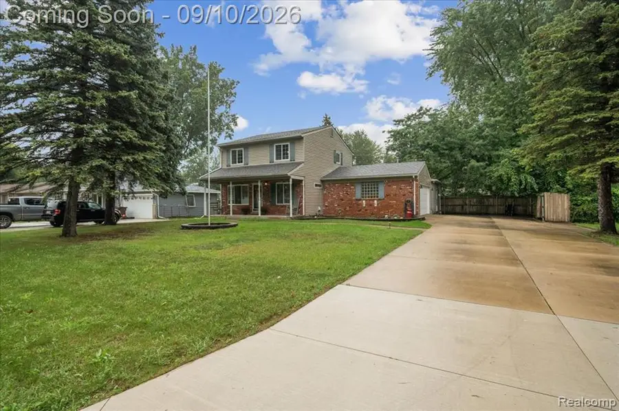 47466 Vanker, Shelby, MI 48317 - #2