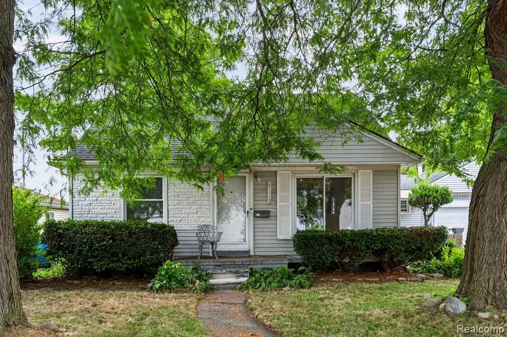 27114 Baldwin, Warren, MI 48092 - #1