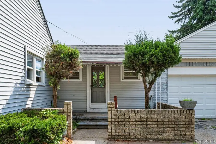 27114 Baldwin, Warren, MI 48092 - #3