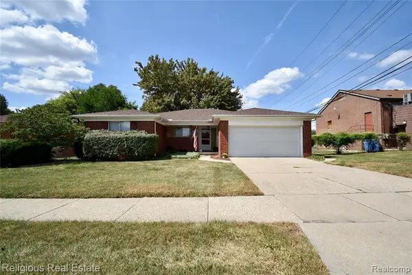 6221 Mayburn, Dearborn Heights, MI 48127