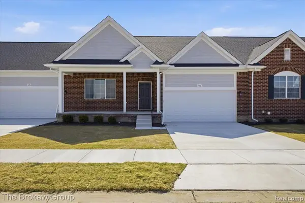 1435 Lincoln, Lapeer, MI 48446