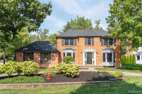 42518 Steepleview, Northville, MI 48168