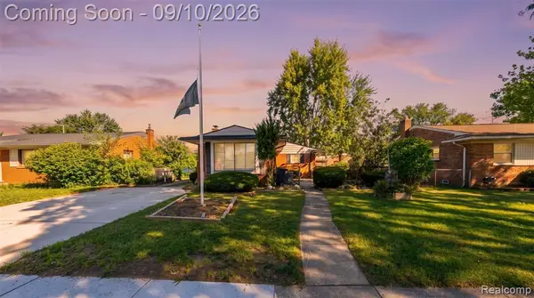 16375 Kennedy, Roseville, MI 48066