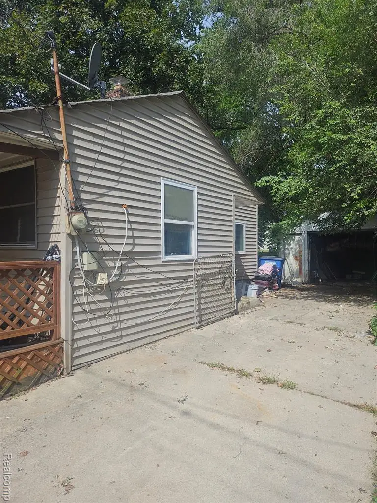 31522 Alpena, Westland, MI 48186 - #2