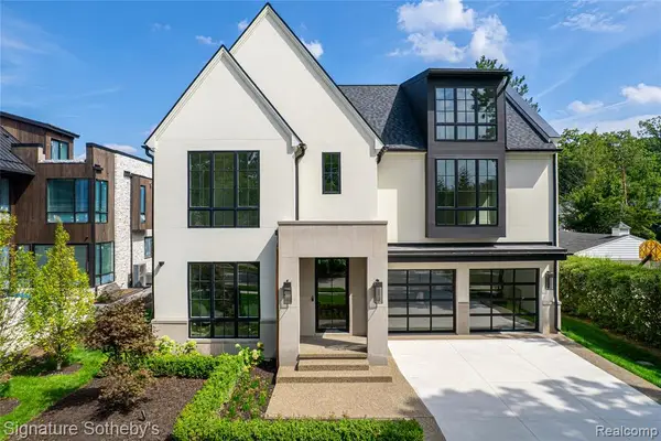 1042 Brookwood, Birmingham, MI 48009
