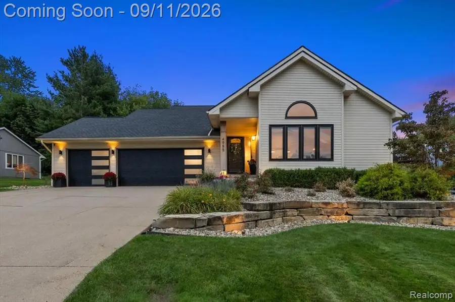 4955 Lakeview, Clarkston, MI 48348 - #3
