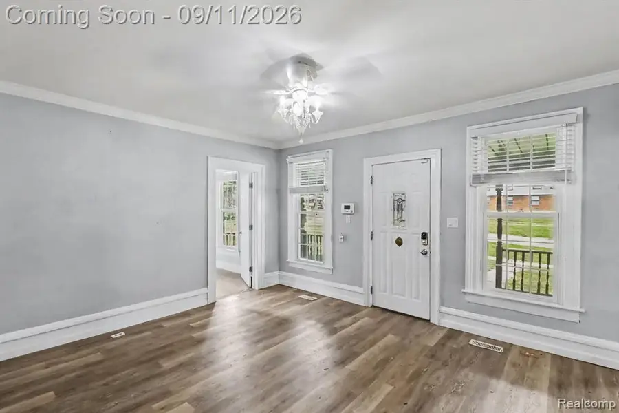 409 Fleming, Howell, MI 48843 - #3